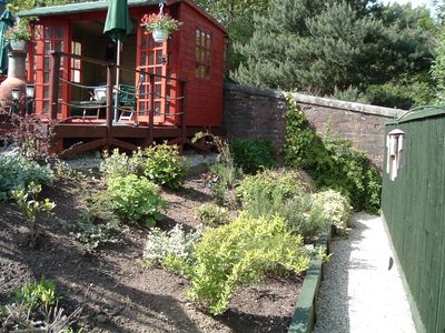 Garden from upstairs 017