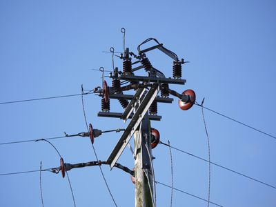 058 058